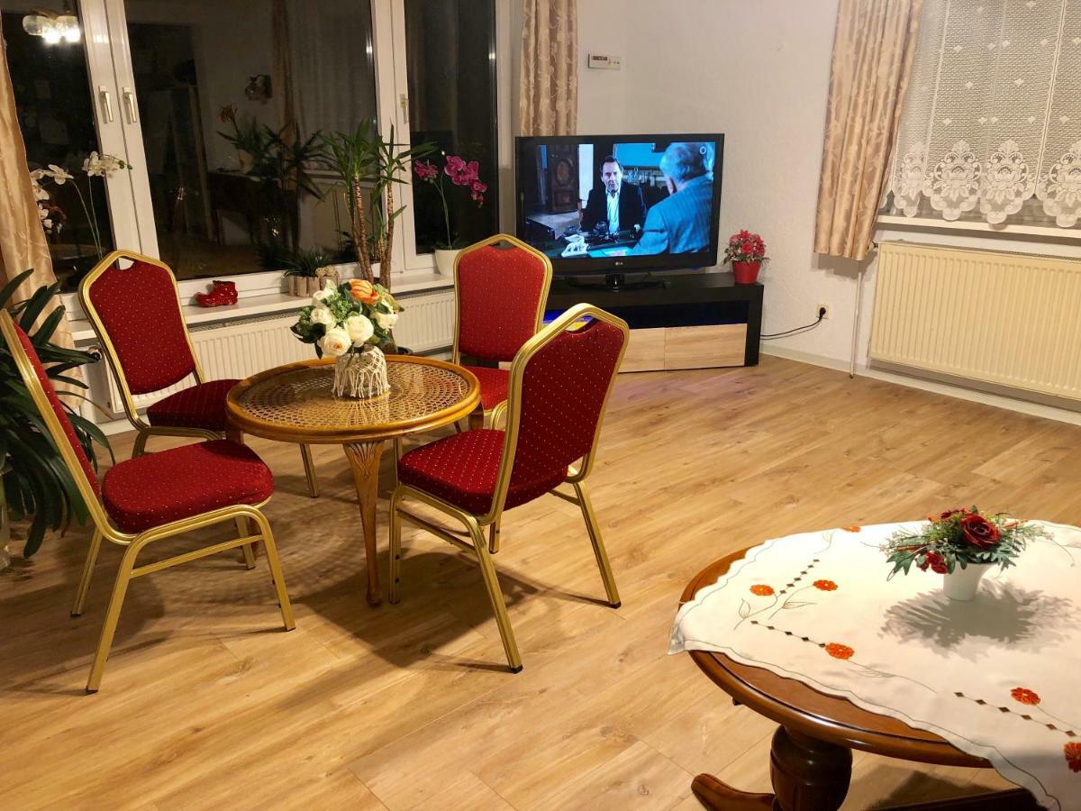 Hotel Pension Wiesenau Salzhausen المظهر الخارجي الصورة