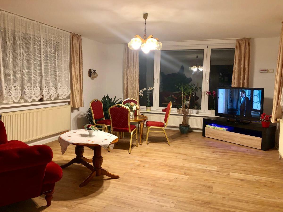 Hotel Pension Wiesenau Salzhausen المظهر الخارجي الصورة