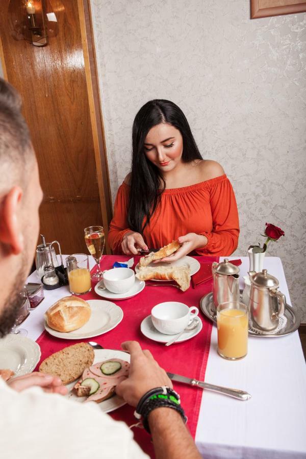 Hotel Pension Wiesenau Salzhausen المظهر الخارجي الصورة