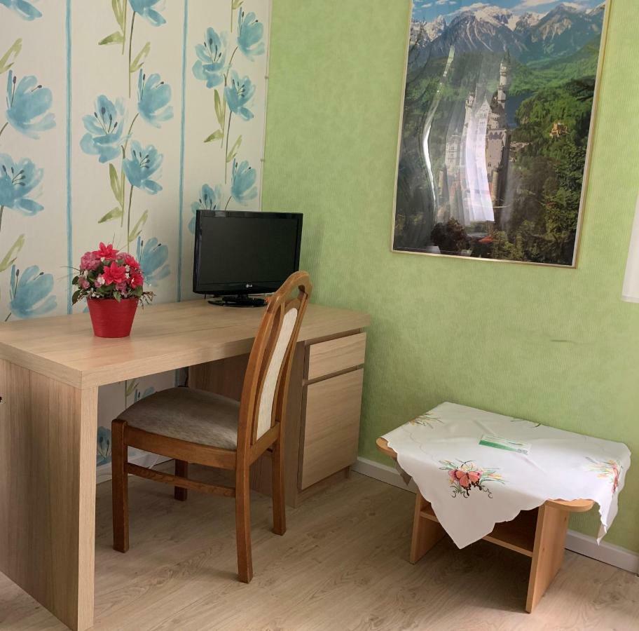 Hotel Pension Wiesenau Salzhausen المظهر الخارجي الصورة